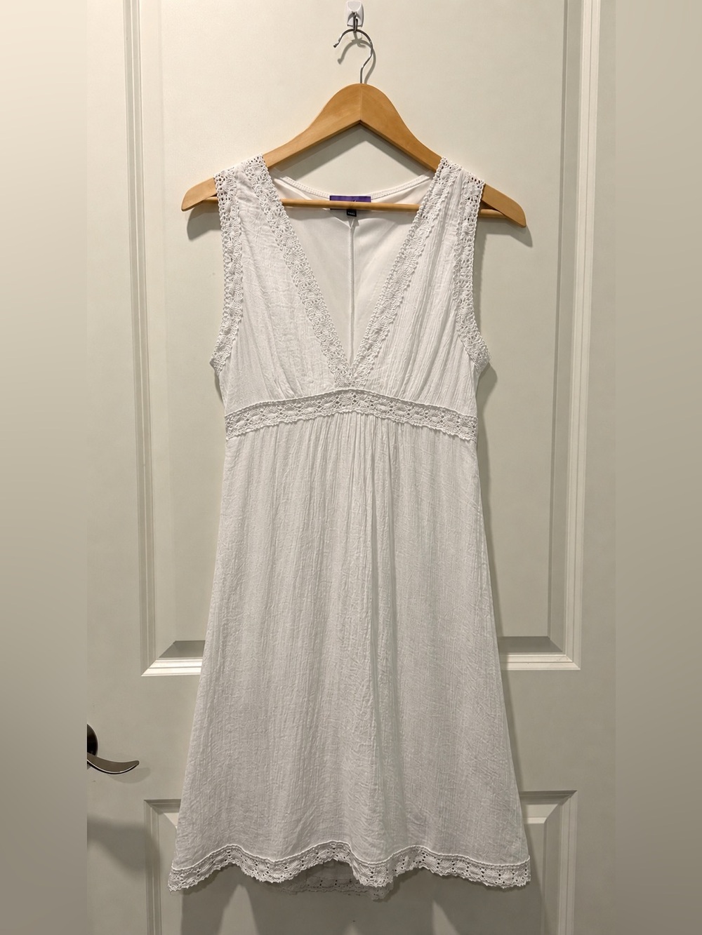 White Lace-Trim V-Neck Chemise